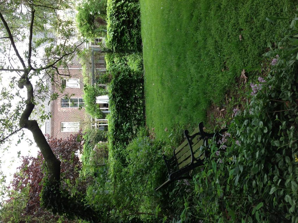 Annelies'Place To B& B มาสทริชท์ ภายนอก รูปภาพ